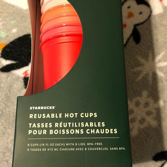 Starbucks Limited Edition 2019 Holiday Reuseable Hot Cup Gift Set 6 | 16 oz cups - Picture 3 of 5